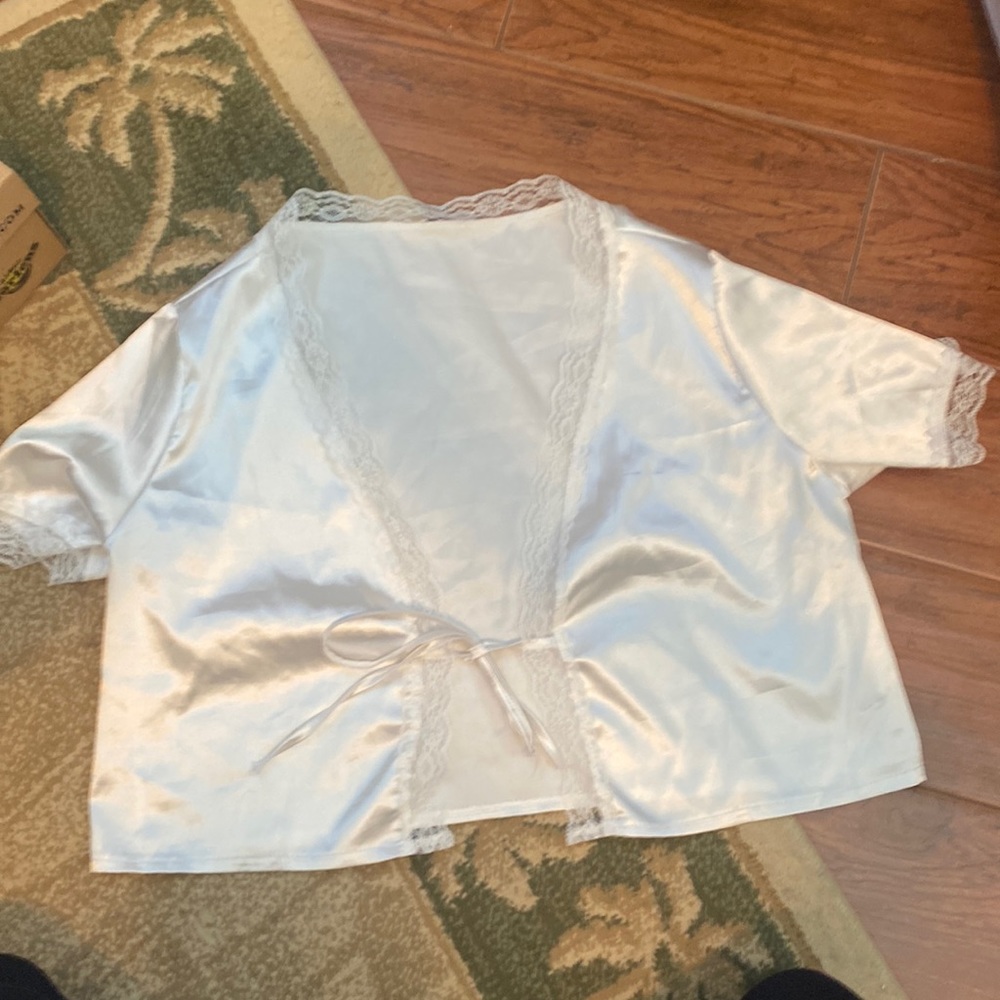 What satin and lace tie front shirt